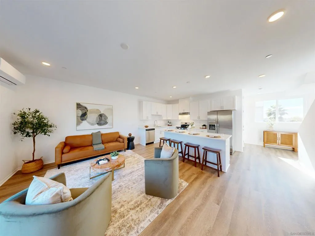 4980 Ocean View Blvd P, San Diego, California 92113 home-pic-4