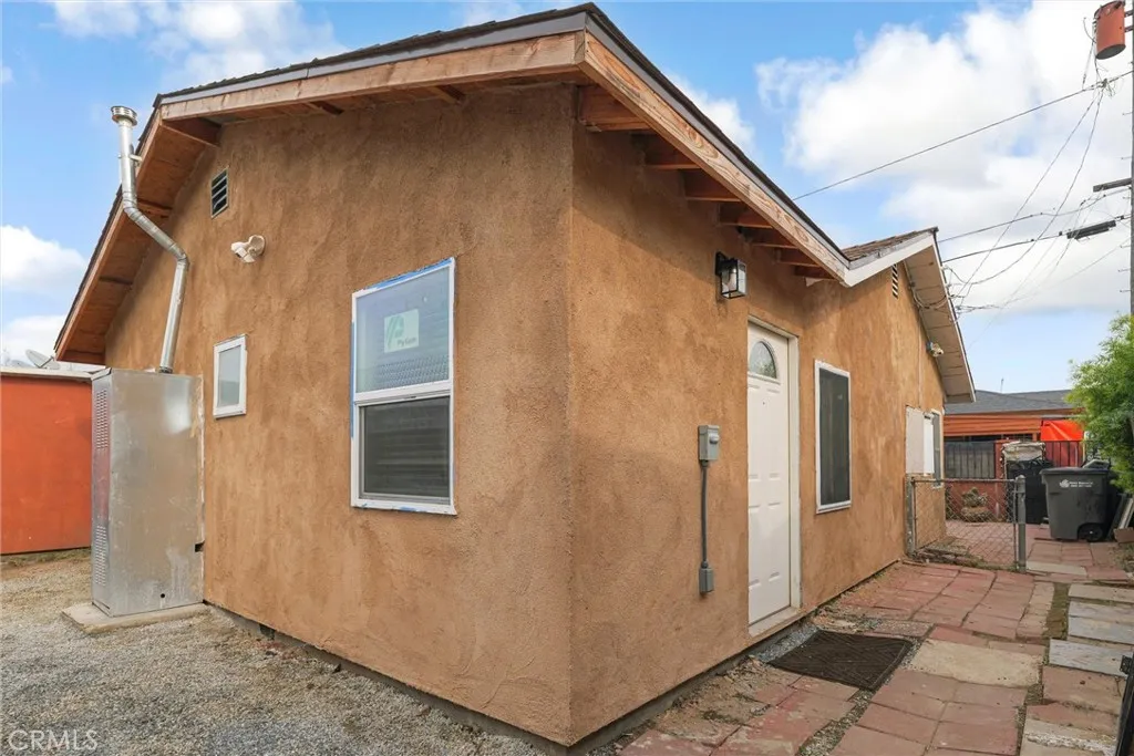 21719 Neptune, Carson, California 90745 home-pic-15