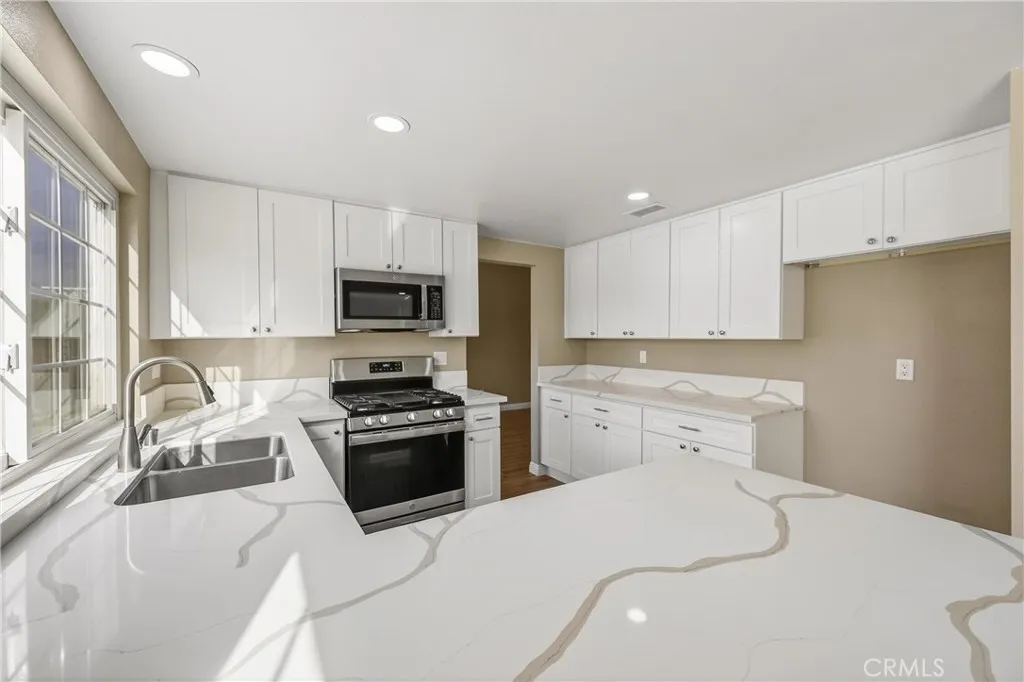 2113 Shorter, San Bernardino, California 92407 home-pic-15