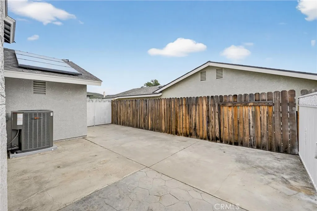 2113 Shorter, San Bernardino, California 92407 home-pic-38