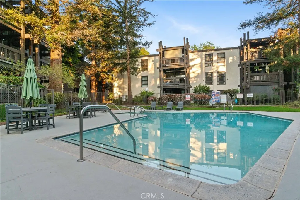 8650 Gulana C1056, Playa Del Rey, California 90293 home-pic-44