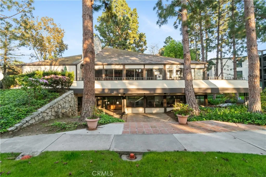 8650 Gulana C1056, Playa Del Rey, California 90293 home-pic-35