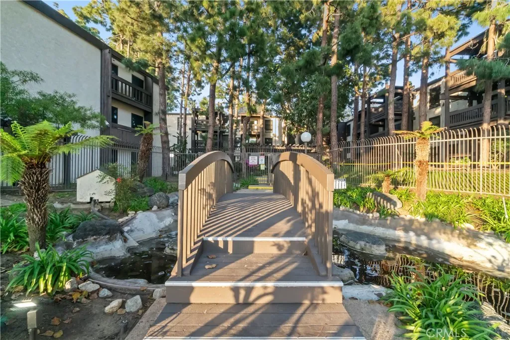 8650 Gulana C1056, Playa Del Rey, California 90293 home-pic-41