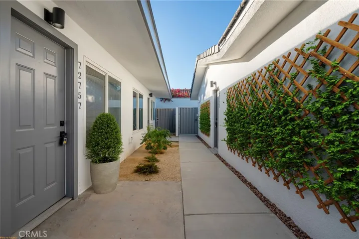 72755 Sierra Vista Drive, Palm Desert, California 92260
