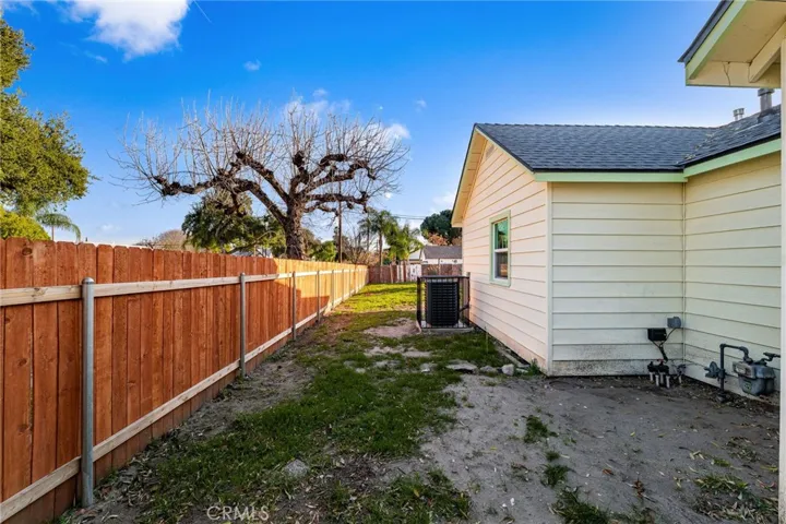207 W 17th, San Bernardino, California 92405