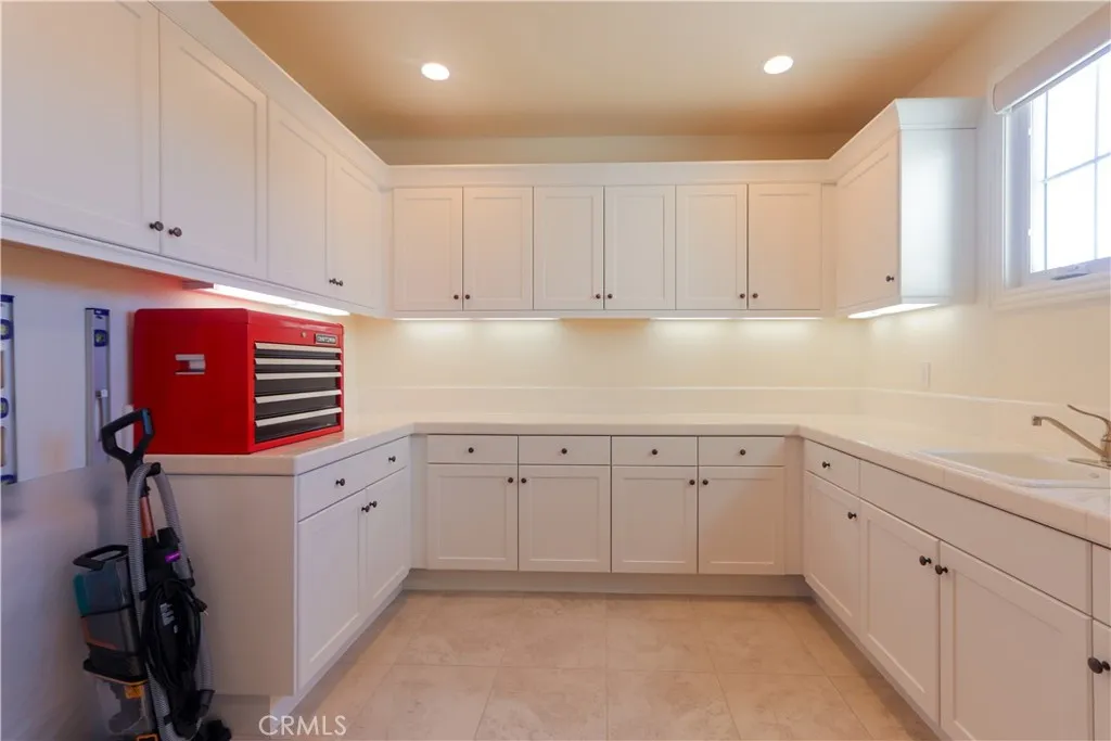 105 Iron, Irvine, California 92618 home-pic-25
