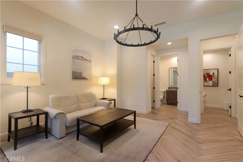 105 Iron, Irvine, California 92618 home-pic-5