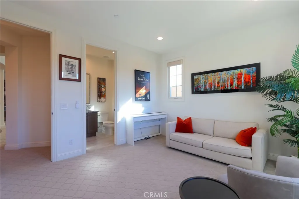 105 Iron, Irvine, California 92618 home-pic-23