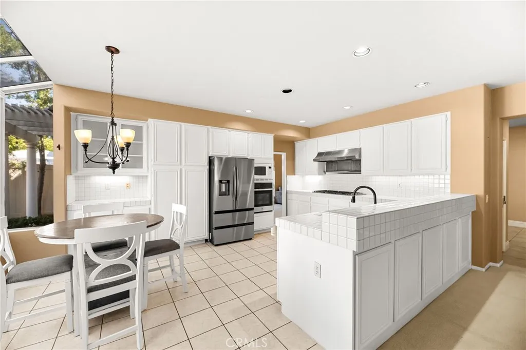 45422 Camino Monzon, Temecula, California 92592 home-pic-12