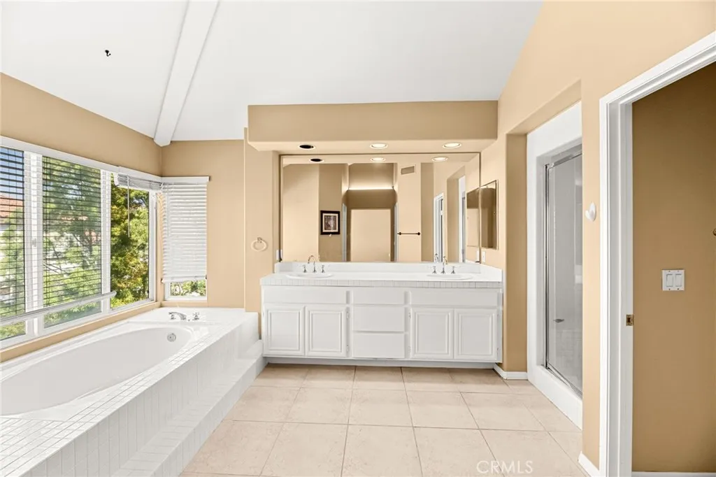 45422 Camino Monzon, Temecula, California 92592 home-pic-30