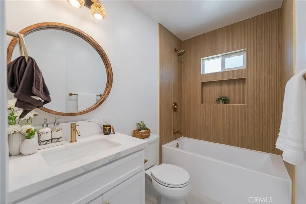 4224 Falcon, Long Beach, California 90807 home-pic-16