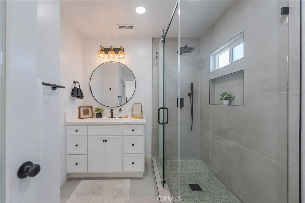 4224 Falcon, Long Beach, California 90807 home-pic-22