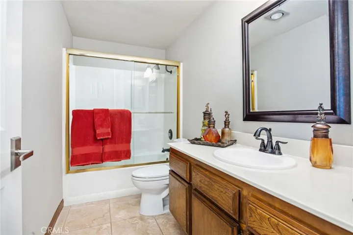 1021 Partridge Court, San Marcos, California 92078