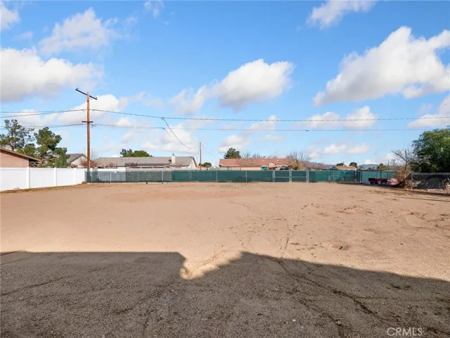15056 Cerezo Road, Victorville, California 92392