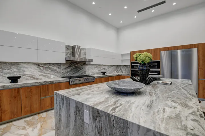 KITCHEN OVER ISLAND TIGHT NIGHT