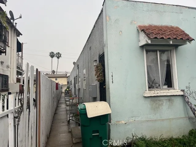 1636 Pacific, Long Beach, California 90813