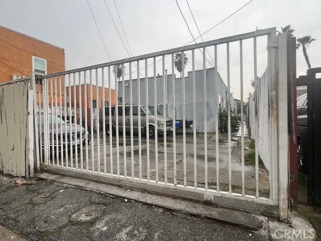 1636 Pacific, Long Beach, California 90813