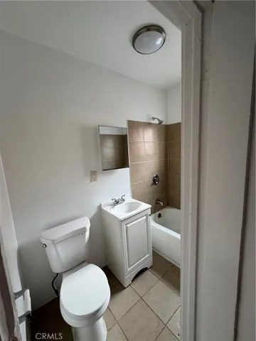 1636 Pacific, Long Beach, California 90813