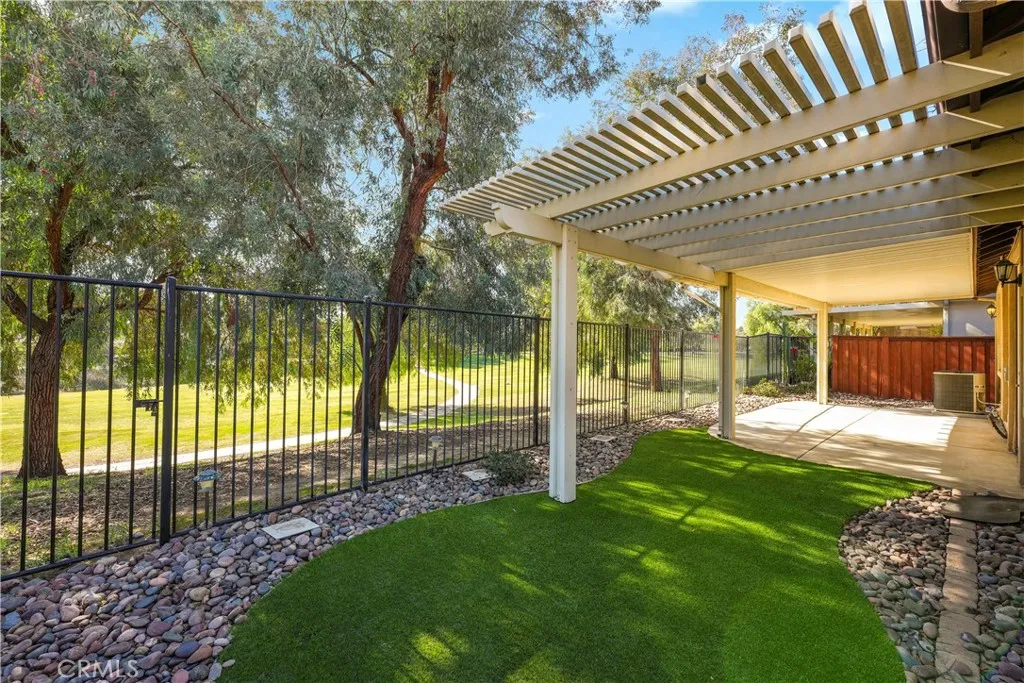 7751 Armour, Hemet, California 92545 home-pic-38