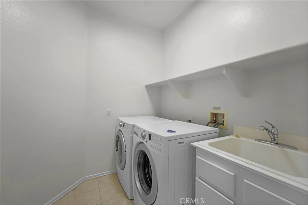7751 Armour, Hemet, California 92545 home-pic-14