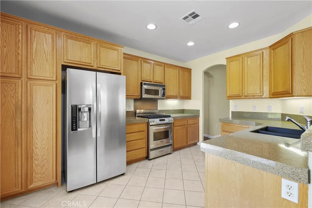 7751 Armour, Hemet, California 92545 home-pic-28