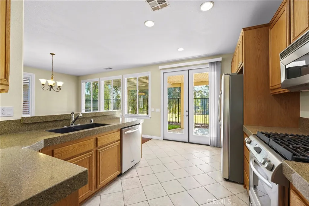 7751 Armour, Hemet, California 92545 home-pic-29