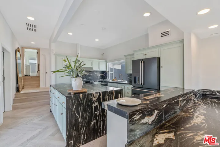 Glamorous Chef's Kitchen