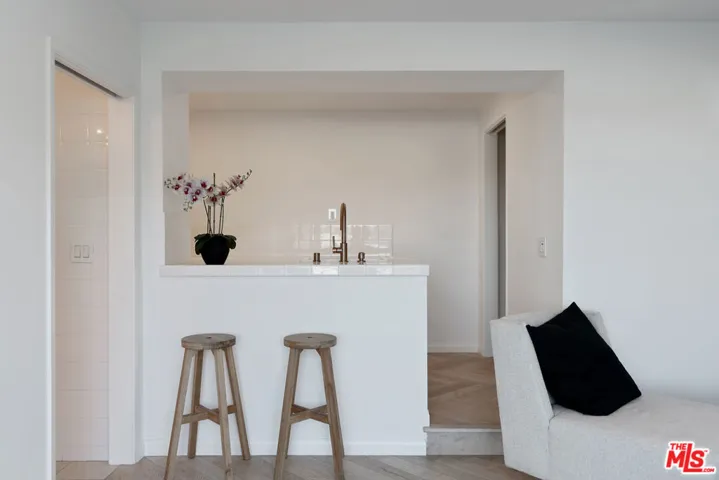 3479 Wonder View Drive, Los Angeles, California 90068