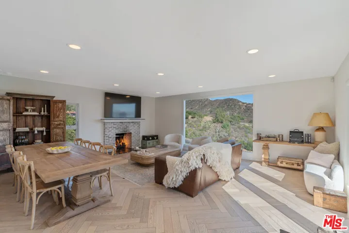 3479 Wonder View Drive, Los Angeles, California 90068