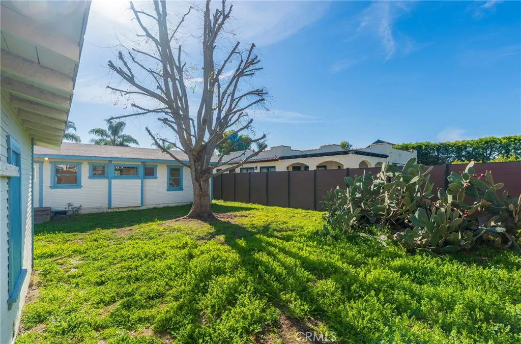 1215 W Center, Anaheim, California 92805 home-pic-26
