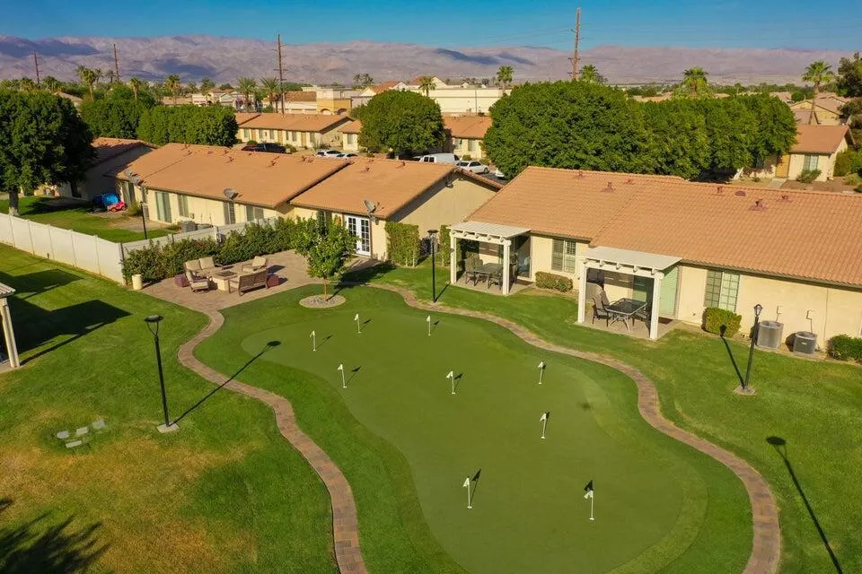 48314 Stewart Drive J2, Indio, California 92201 home-pic-5