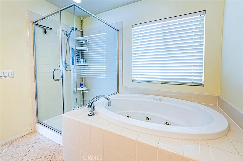 25387 Playa Serena, Valencia, California 91381 home-pic-24