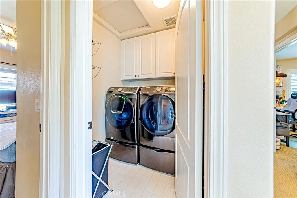 25387 Playa Serena, Valencia, California 91381 home-pic-30