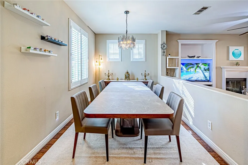 25387 Playa Serena, Valencia, California 91381 home-pic-12