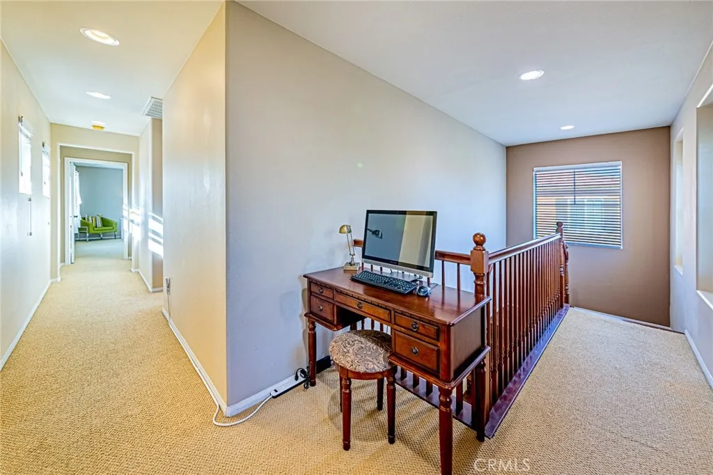 25387 Playa Serena, Valencia, California 91381 home-pic-16