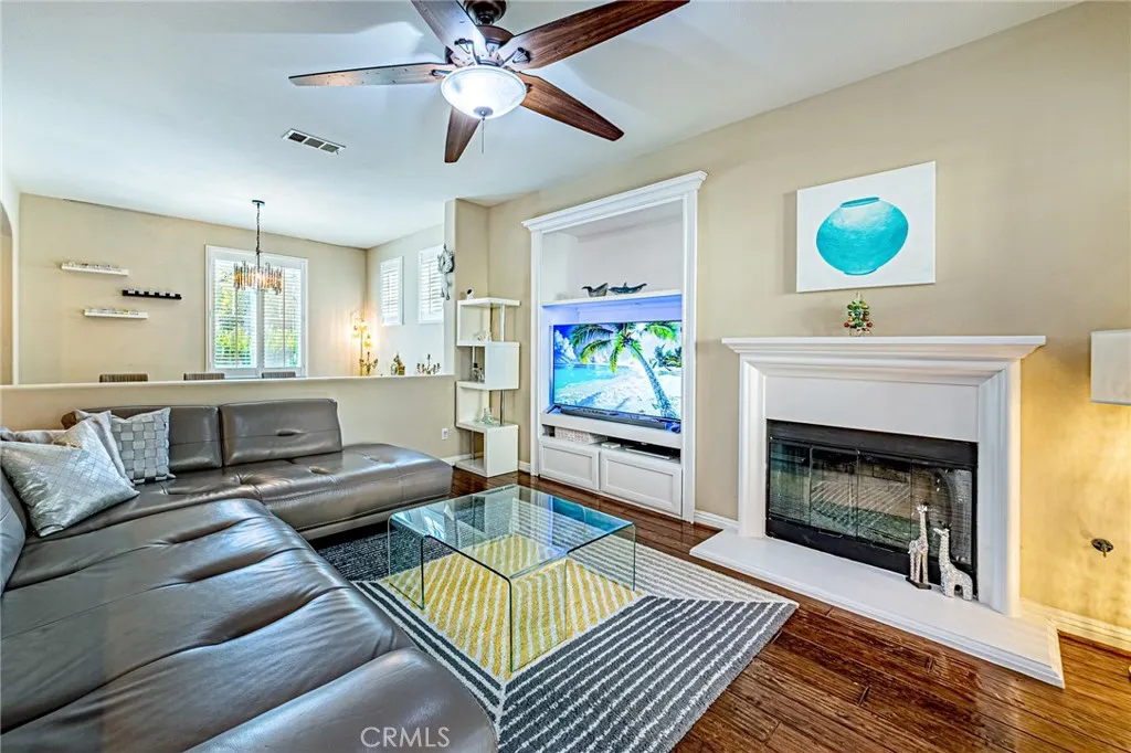 25387 Playa Serena, Valencia, California 91381 home-pic-11