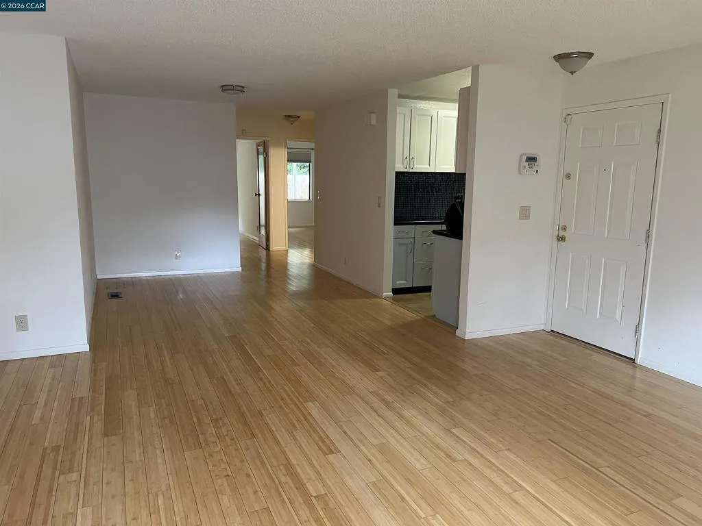 3760 3760 Via Verdi, Richmond, California 94803 home-pic-4