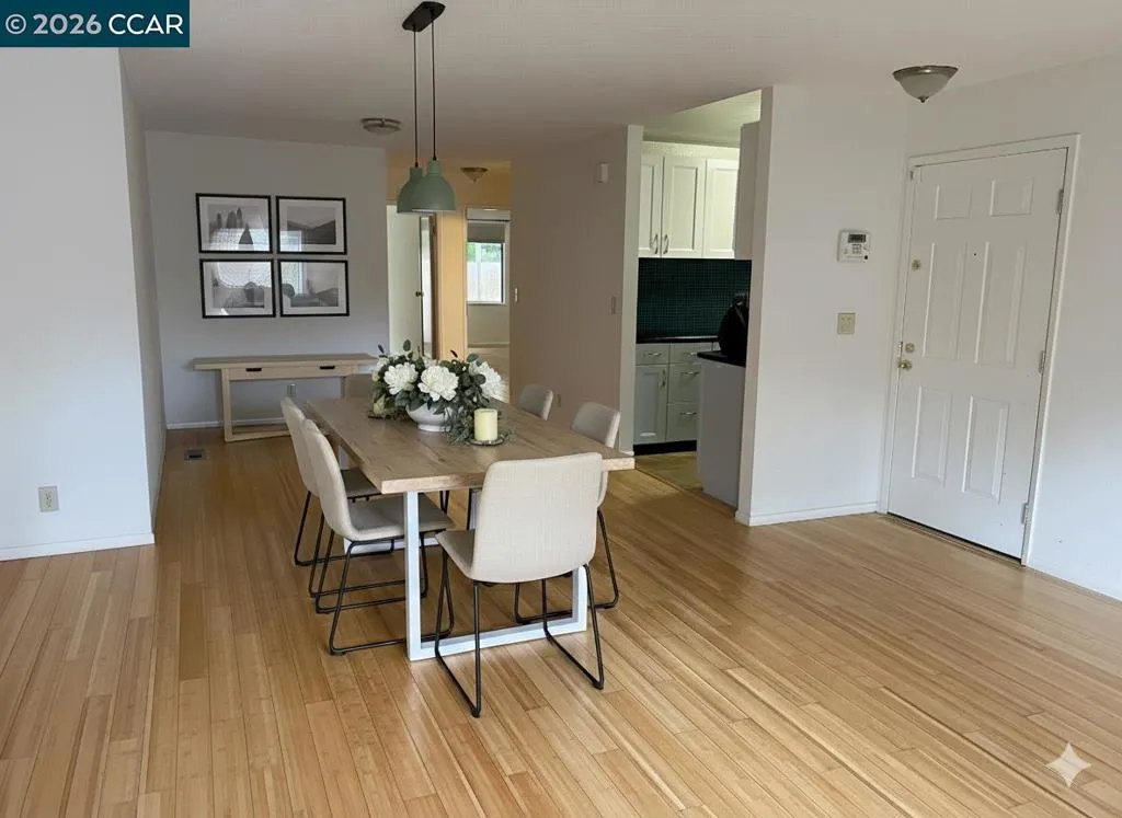 3760 3760 Via Verdi, Richmond, California 94803 home-pic-3