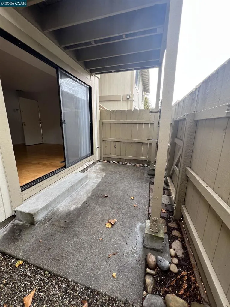 3760 3760 Via Verdi, Richmond, California 94803 home-pic-16
