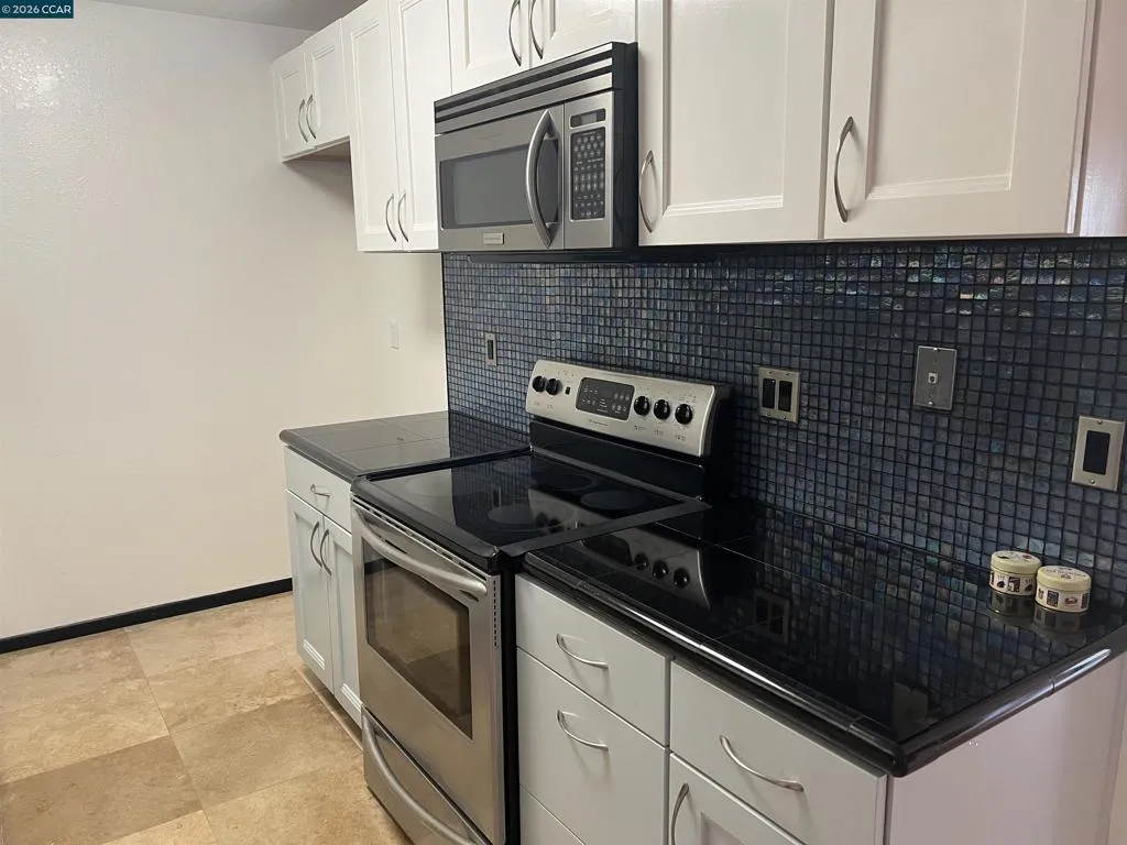 3760 3760 Via Verdi, Richmond, California 94803 home-pic-7