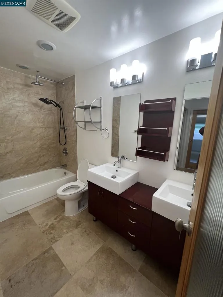 3760 3760 Via Verdi, Richmond, California 94803 home-pic-14