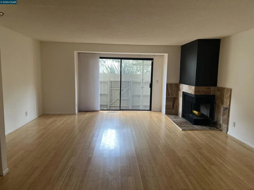 3760 3760 Via Verdi, Richmond, California 94803 home-pic-2