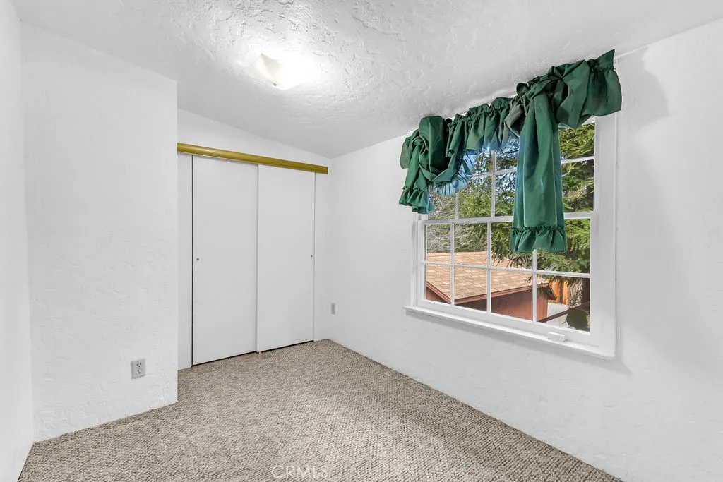 53705 Country Club Drive, Idyllwild, California 92549 home-pic-17