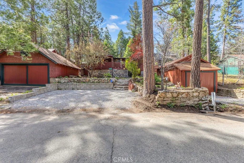 53705 Country Club Drive, Idyllwild, California 92549 home-pic-2