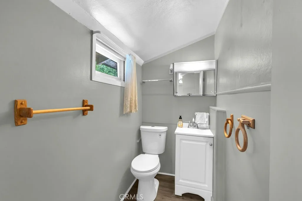 53705 Country Club Drive, Idyllwild, California 92549 home-pic-19
