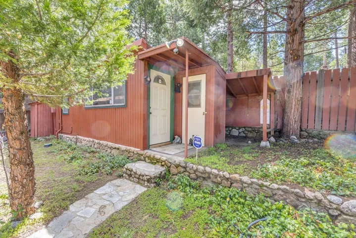 53705 Country Club Drive, Idyllwild, California 92549