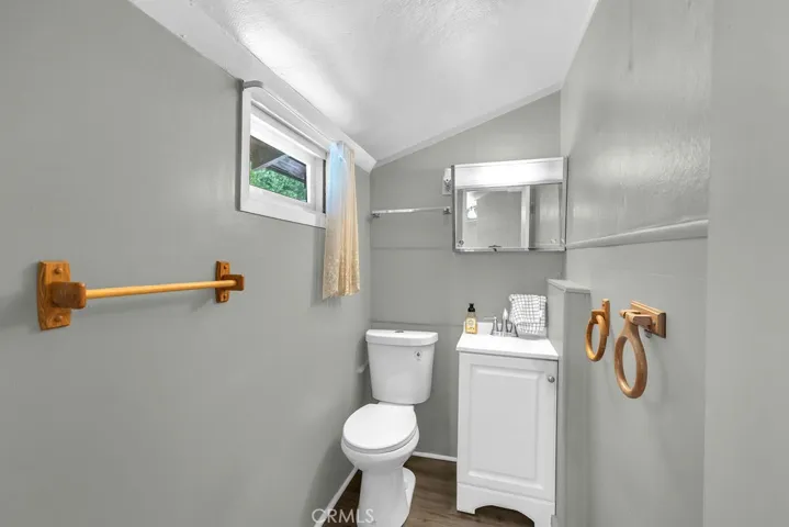 53705 Country Club Drive, Idyllwild, California 92549