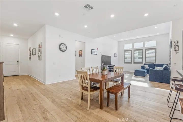 Eating space open to living room