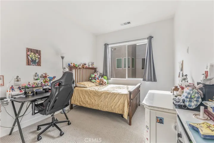 Fourth bedroom