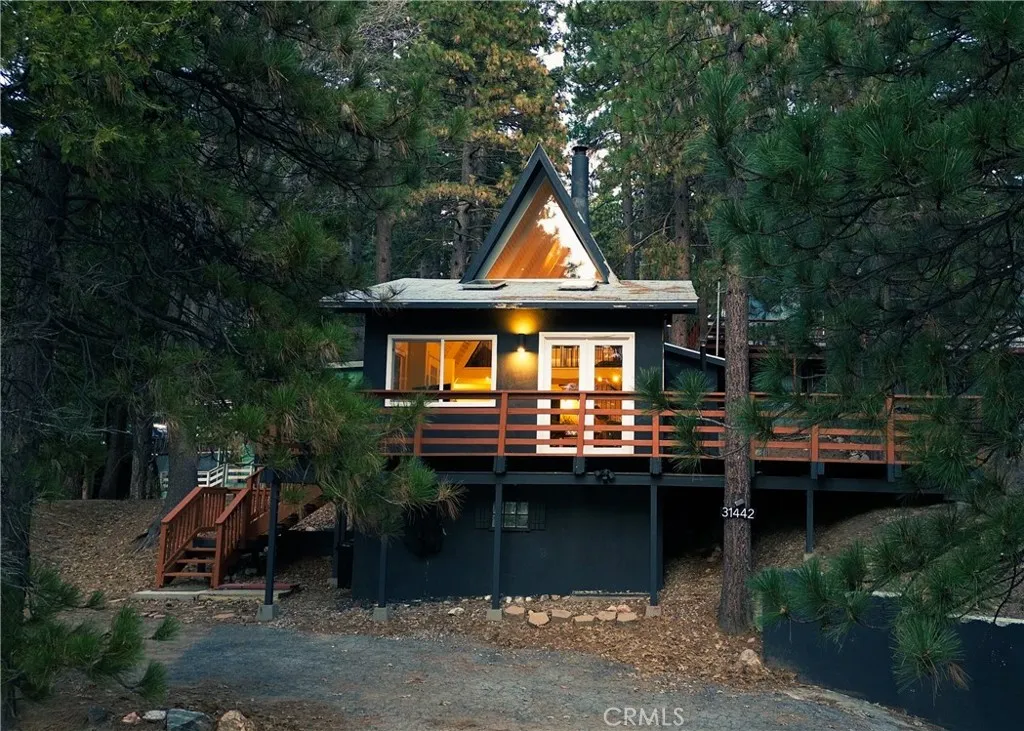 31442 Ocean View, Running Springs, California 92382 home-pic-1